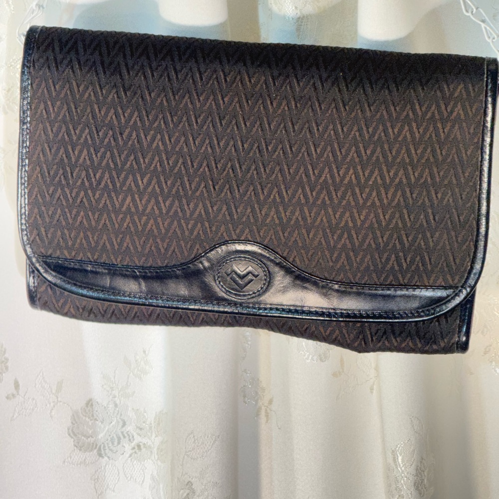 Valentino Chevron Pattern Black Clutch with Leather Trim - Picture 6 of 11